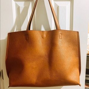 Vegan leather tote bag